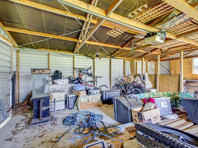 71 Oranga St Westown_31