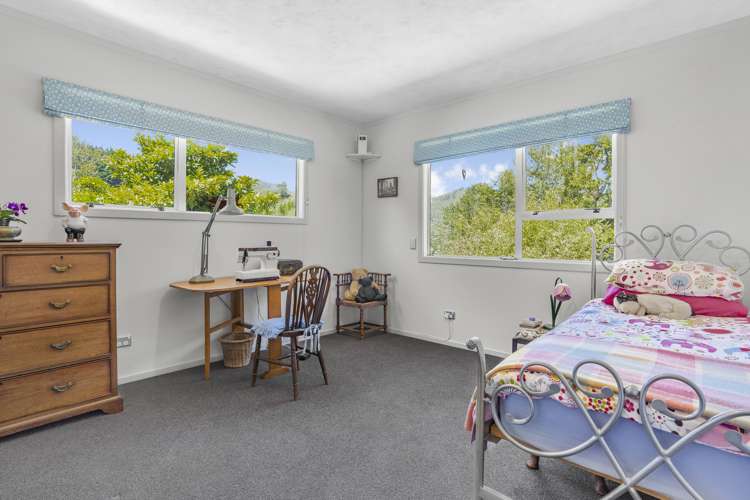 151 Moores Valley Road Wainuiomata_16