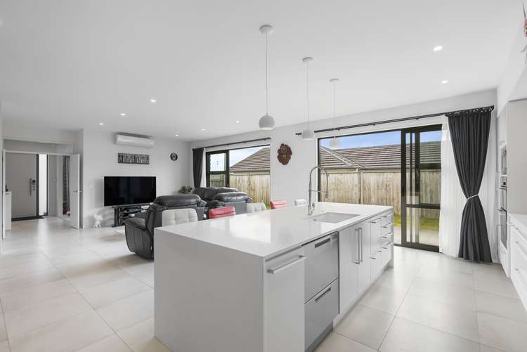 9 Mahutonga Avenue Beachlands_5