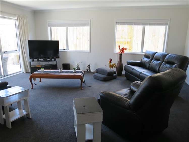 43 Puhirake Crescent Pyes Pa_4