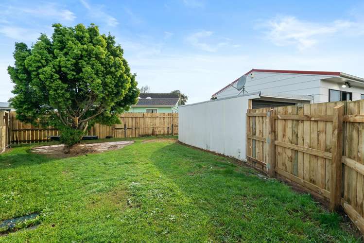 1/20 Volta Place Clendon Park_10