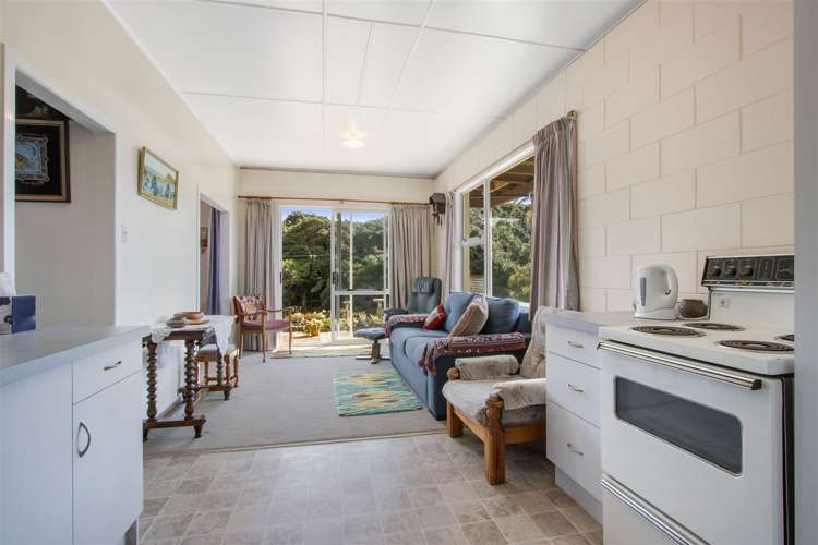 46 Roretana Drive Athenree_13