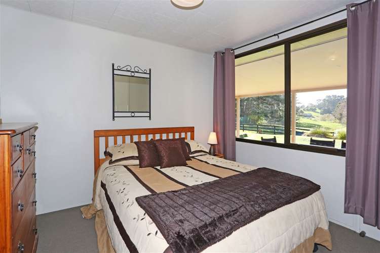 110 Reid Road Glenbrook_11