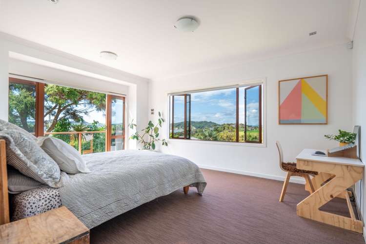 1 Lorenzen Bay Road Raglan_12