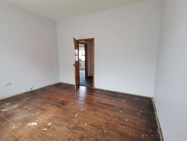 124 Davie Street Hokitika_10