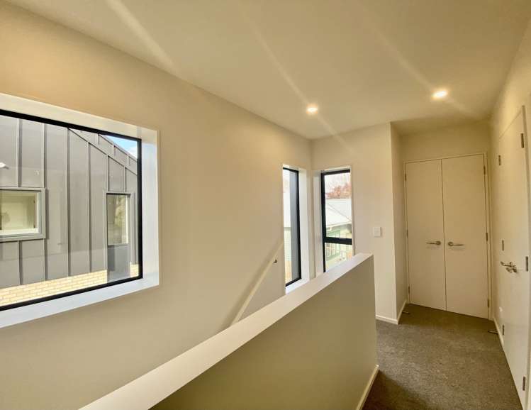 2/11 Hulbert Street_5