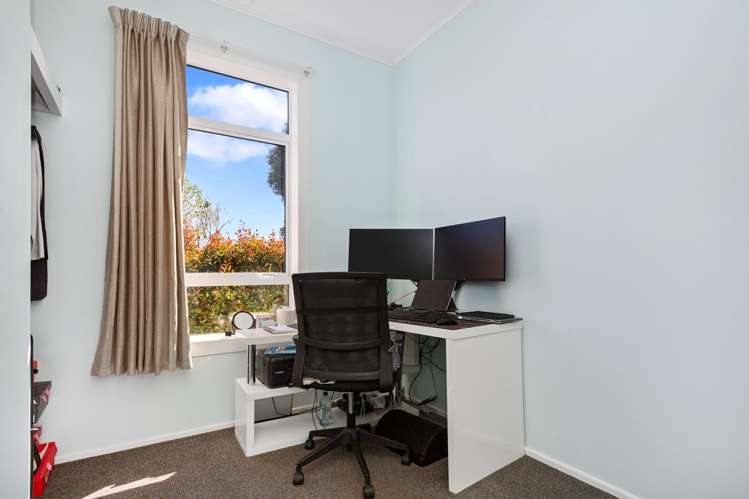 8B Awamutu Grove Waiwhetu_10