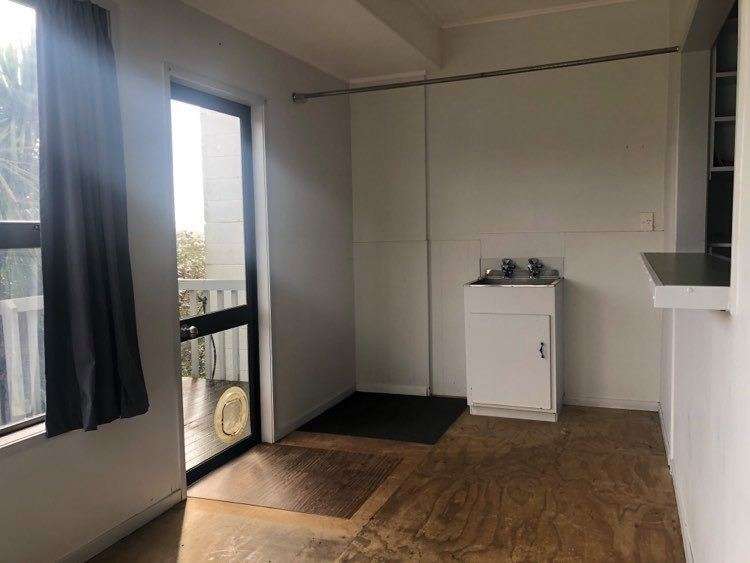 2/8 Coronation Road Glenfield_8