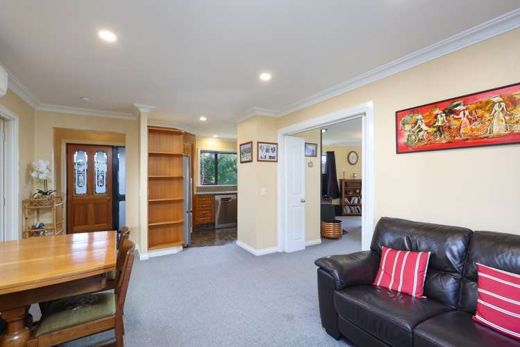 11 Idesia Grove Richmond_7