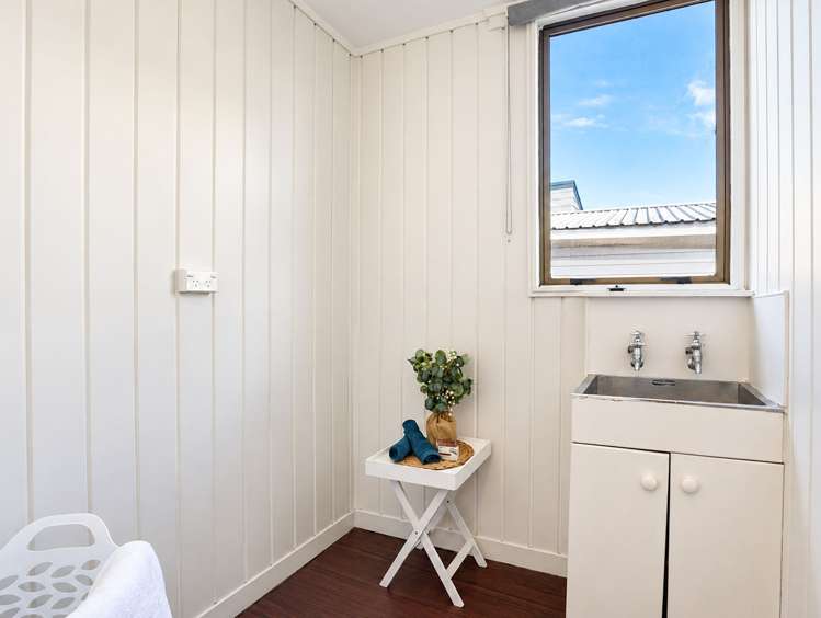 50 Poaka Avenue Dinsdale_21