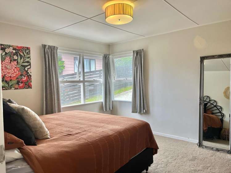 1 Christina Ave Te Atatu South_10