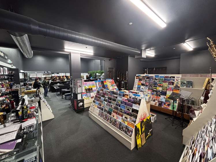 122 High Street Hutt Central_3