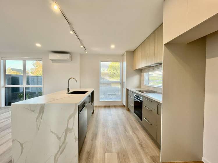 1/677 Gloucester Street Linwood_5