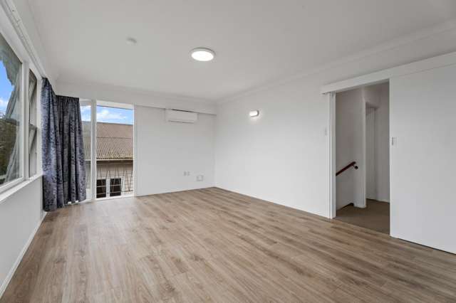 1/15 Willcott Street 1727_3
