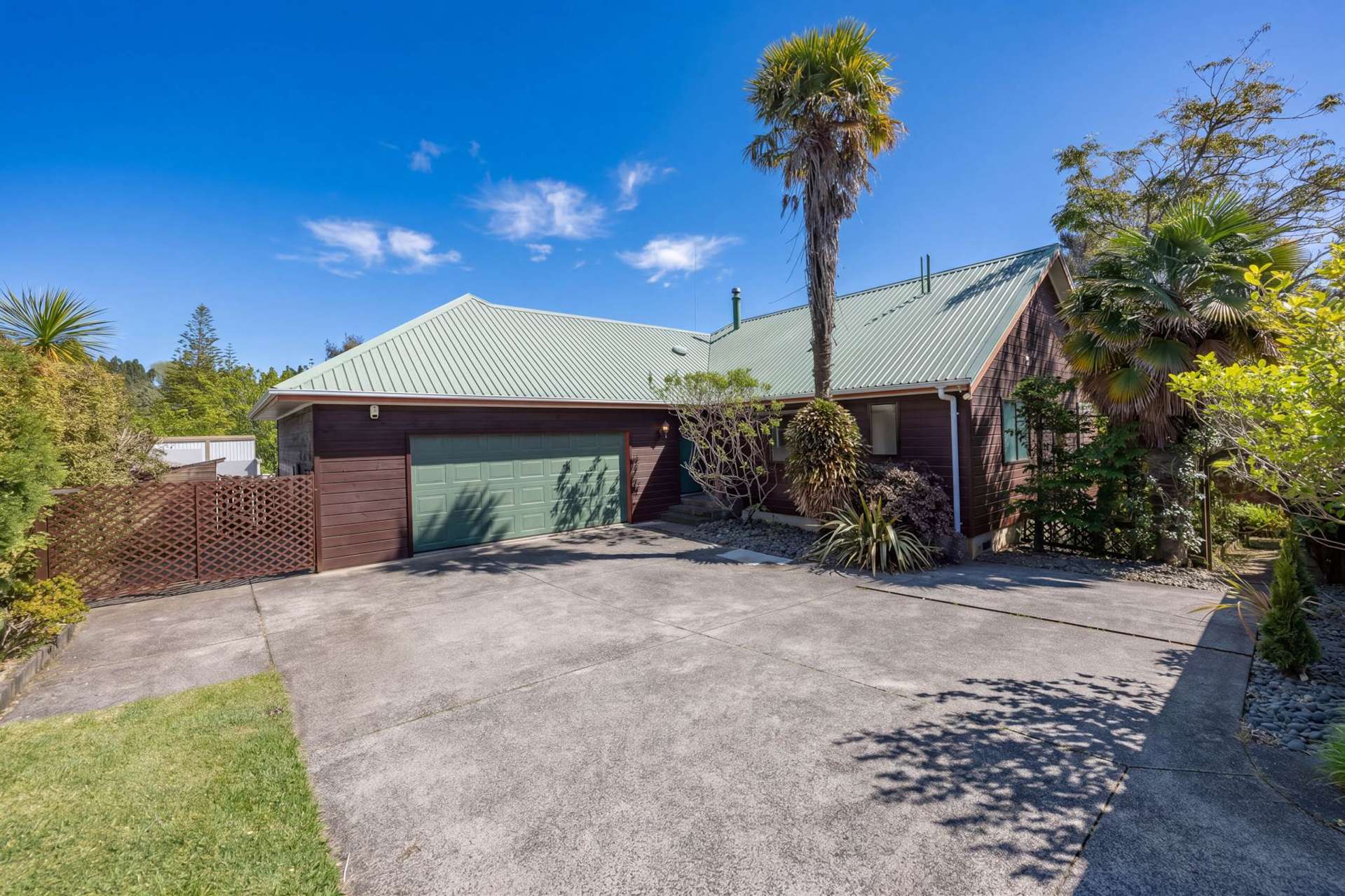 2/171 Atkinson Road Titirangi_0