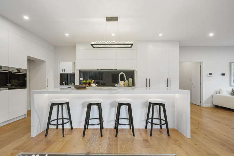 12 Tawatawa Street Long Bay_8
