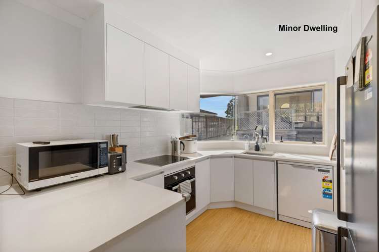 18 Folkestone Street Murrays Bay_16