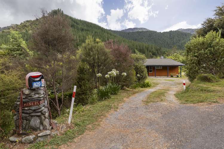 920 Wakamarina Road Havelock_17