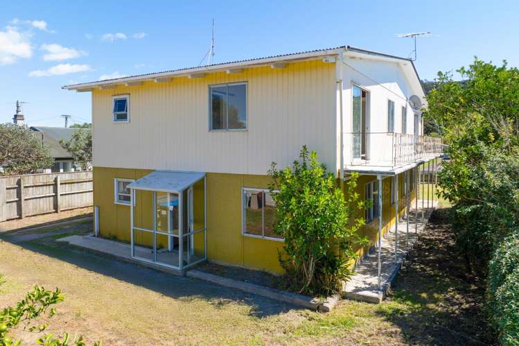 5 Blake Street Surfdale_21