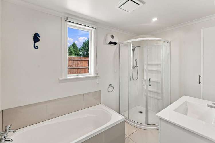 7 Bird Lane Wakefield_21