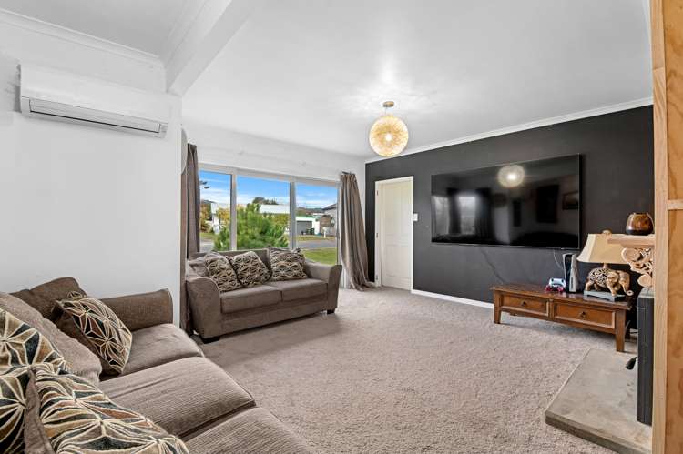 9 Charles Road Hannahs Bay_8