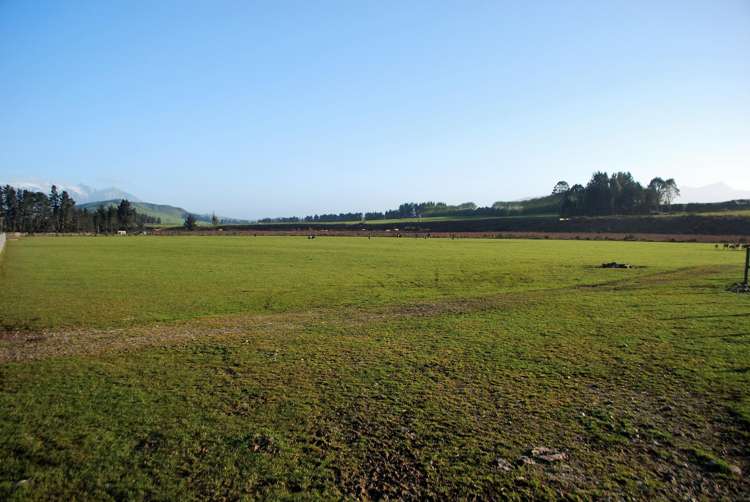 1290 Ramparts Road Manapouri_1