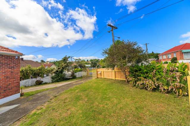 27 Freeland Avenue Mount Roskill_2