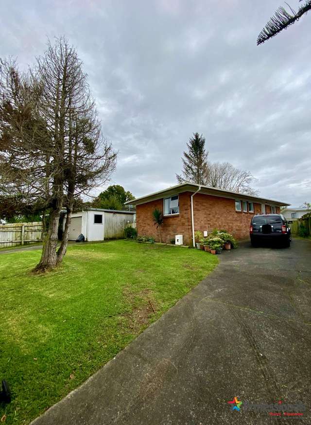 Spacious 3-Bedroom Home with Large Backyard - Perfect for Families!