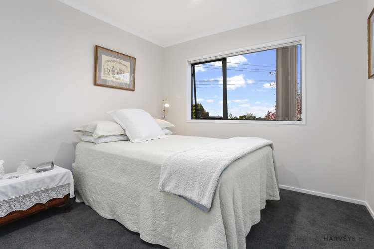 2c Highland Avenue Titirangi_9