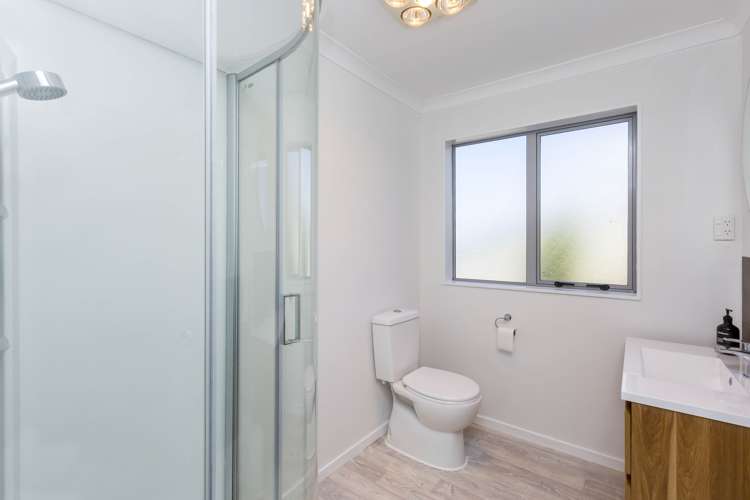 7 Swain Grove Riverstone Terraces_12