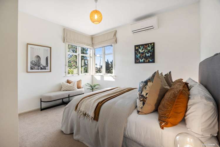 94 Warnock Street Westmere_13