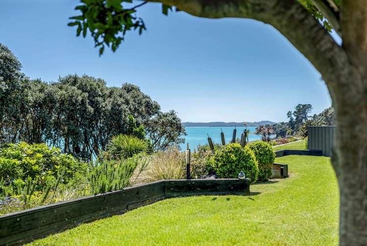 32 First View Avenue Beachlands_29