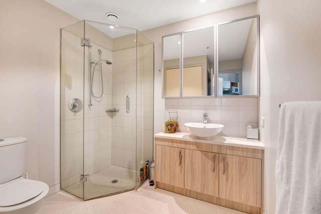 511/11 Tamariki Avenue Orewa_3