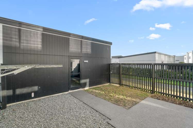 26 Tippet Crescent Wigram_15