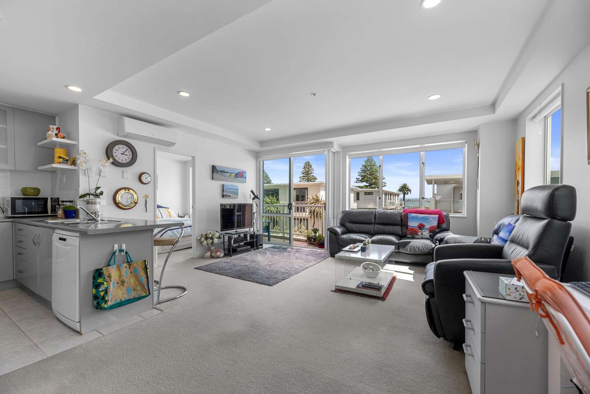 6/12 Maunganui Road Mount Maunganui_0