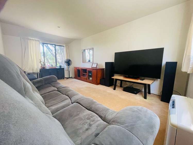 89 Wright Street Mount Cook_18