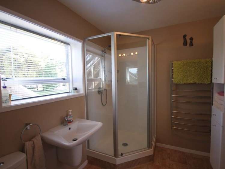 3 Hobson Place Pauanui_5