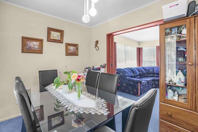 34 Enfield Street Wainuiomata_4