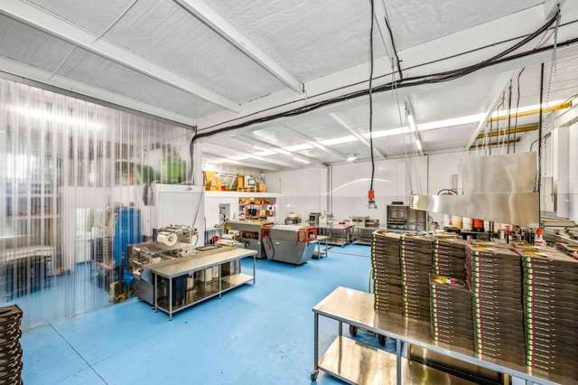 Units 3 & 4, 10 Olive Road Penrose_4