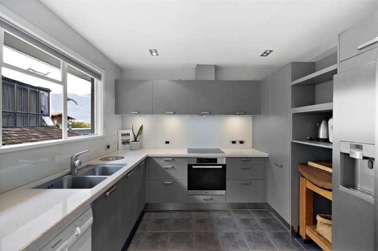 89 Hallenstein Street Queenstown_8