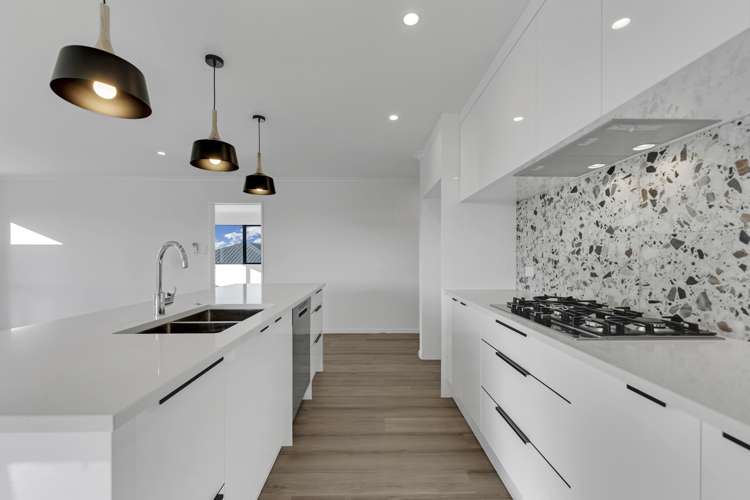 2 Viv Green Place Pokeno_8