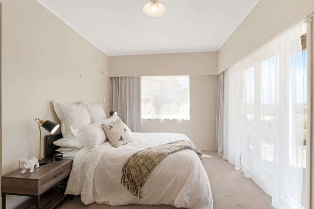 16B Hubert Henderson Place Remuera_1