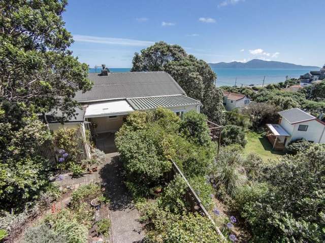 6 Karekare Road Raumati South_1