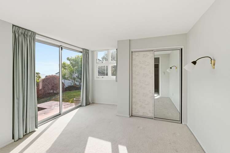 39 Te Awakura Terrace Mount Pleasant_22