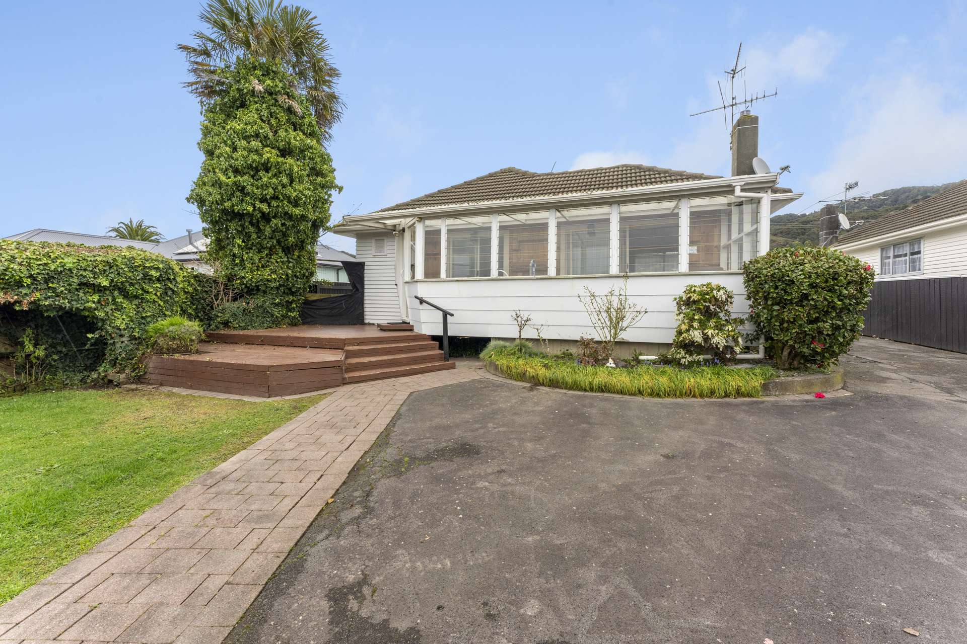 17 Hinau Grove Wainuiomata_0