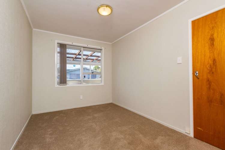 35a Roberts Road Te Atatu South_14