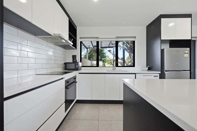 107A Te Atatu Road Te Atatu South_22