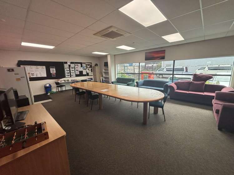 Unit 4, 76 Porana Road Wairau Valley_7