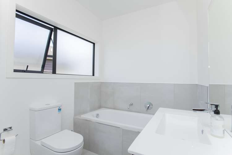 53 Lytton Road Riverdale_14