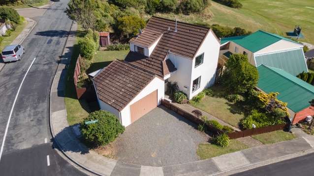 1 Atwood Grove Churton Park_1